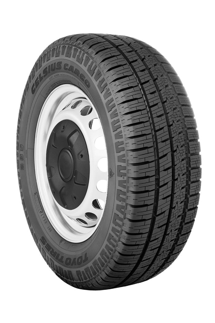 Toyo CELSIUS CARGO 225/75R16 121/120R